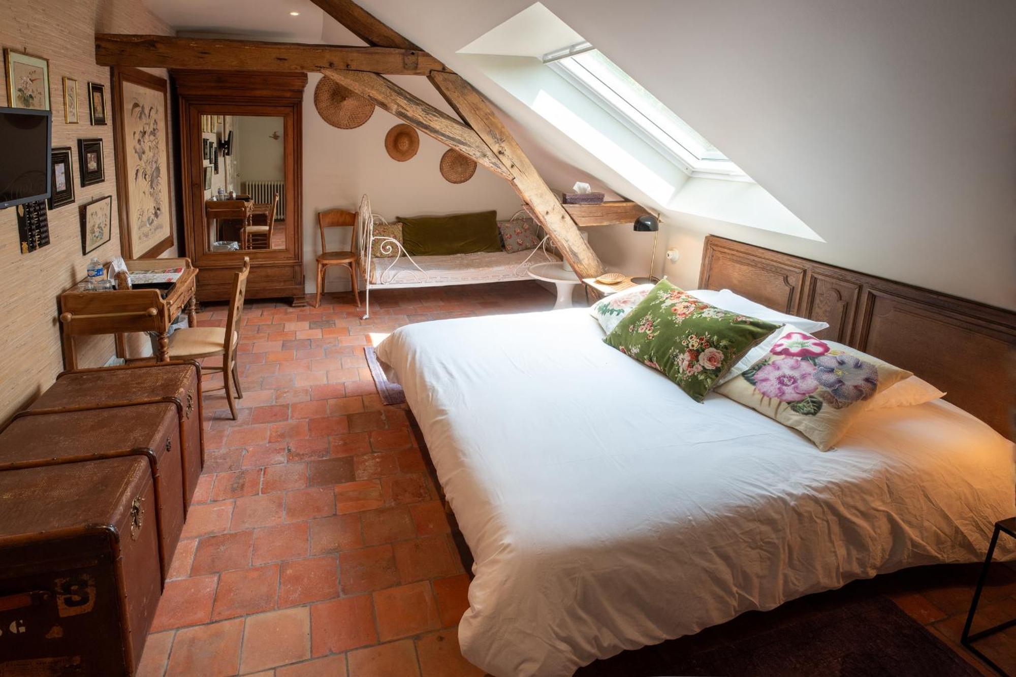 Bed and Breakfast La Gironnerie Loche-sur-Indrois Экстерьер фото
